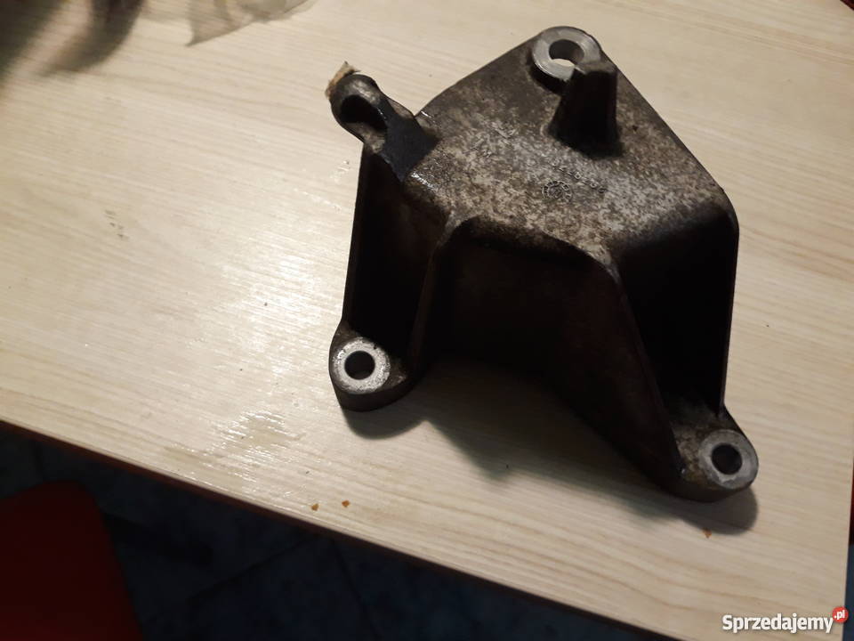 Mocowanie lapa silnika tylna OPEL insigna Bydgoszcz