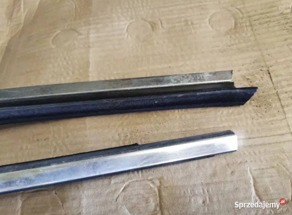 Listwy drzwi lewy przód BMW E38 Żory