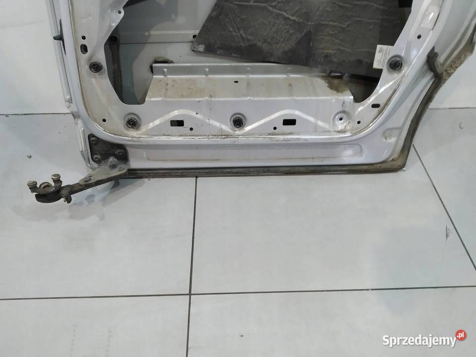 DRZWI PRAWE TYŁ PRZESUWNE LIFT SREBRNE VW osobowe