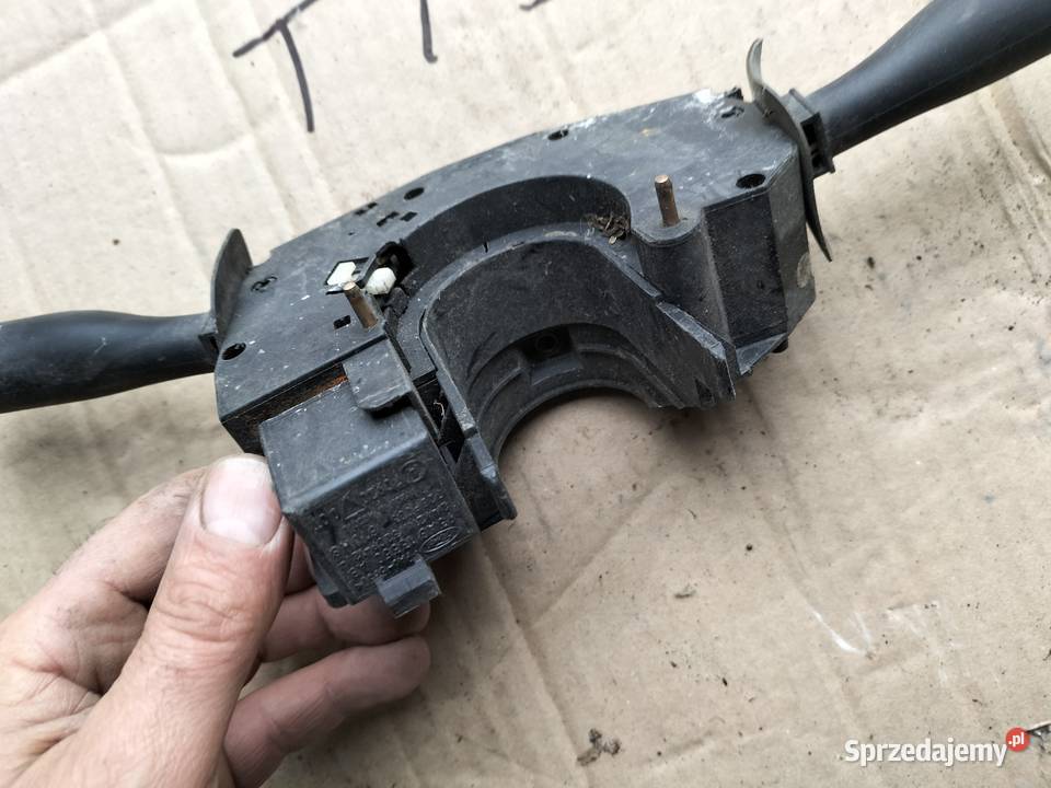 MANETKA PRZEŁĄCZNIK ZESPOLONY FIESTA MK3 MK2