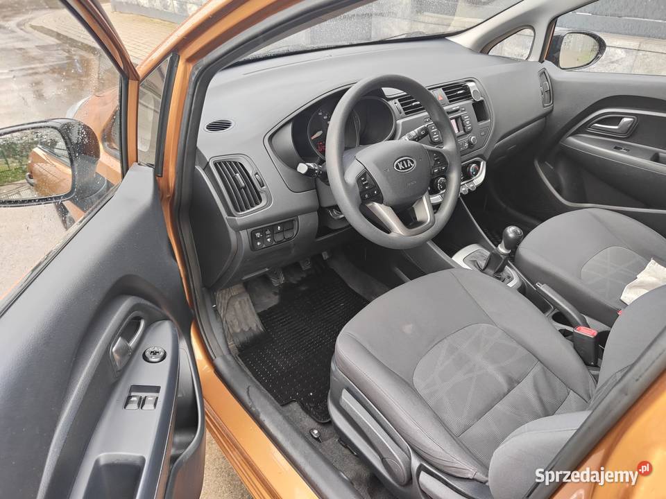 KIA RIO 2012r 12 86 Zarejestrowany Tarnów sprzedam