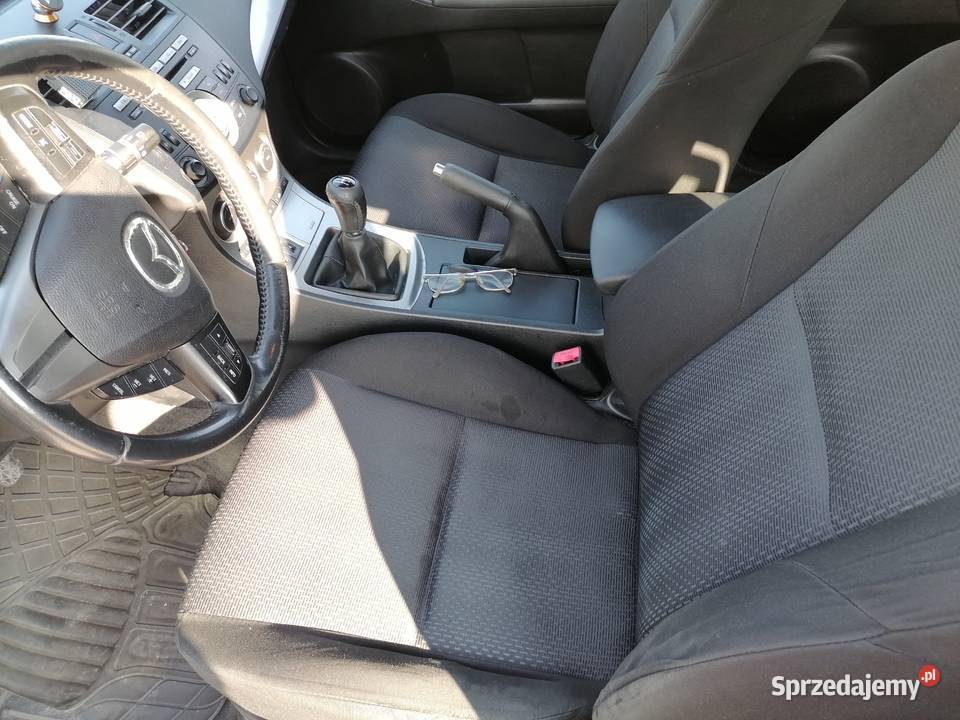 Mazda 3 z 2010r sil 16d czarny met świętokrzyskie Jędrzejów