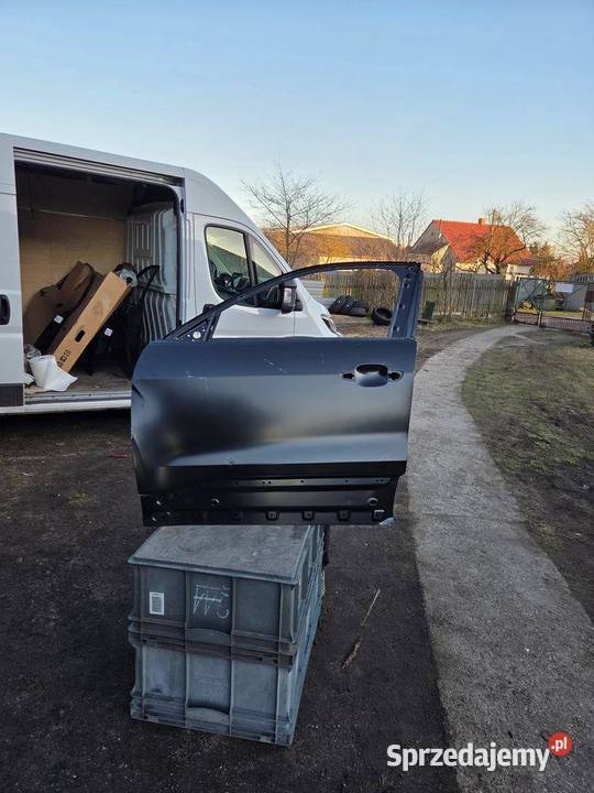 Drzwi lewe lewy przód przednie Jeep Avenger dolnośląskie