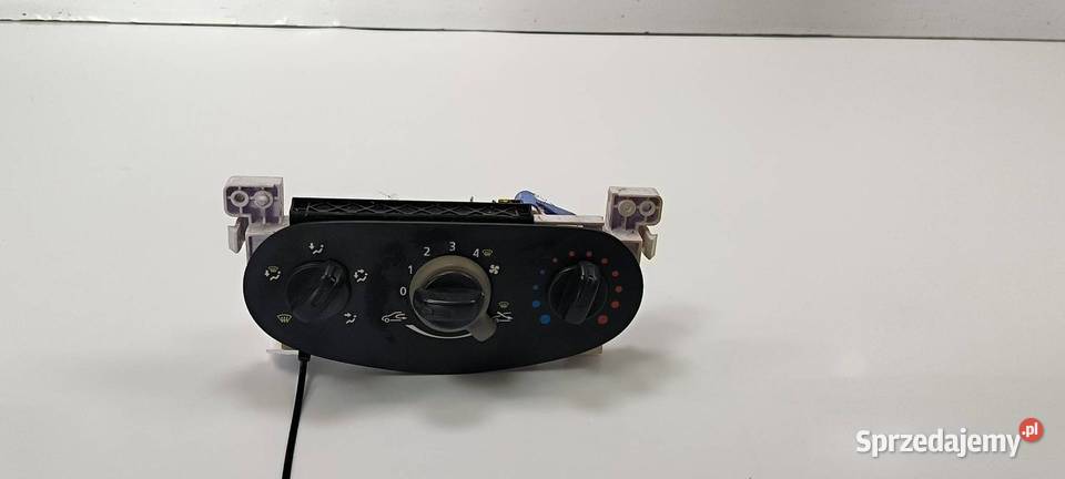 PANEL KLIMATYZACJI DACIA SANDERO Lipno