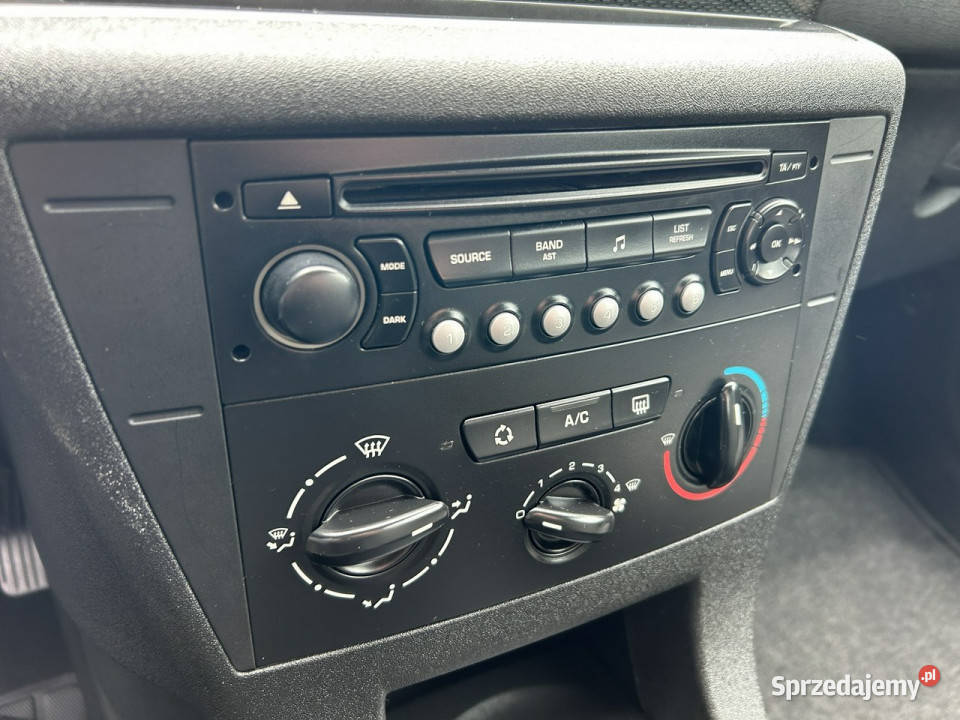 Citroen C4 klimatyzacja multifunkcja benzynka Rok produkcji 2007 Żory