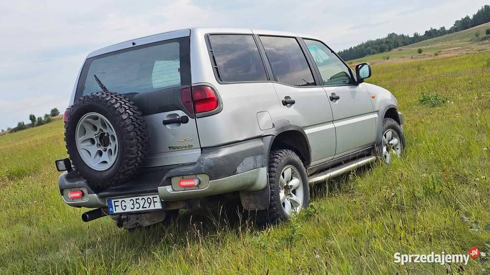 Nissan Terrano 27 off road 4x4 Nowa Ruda