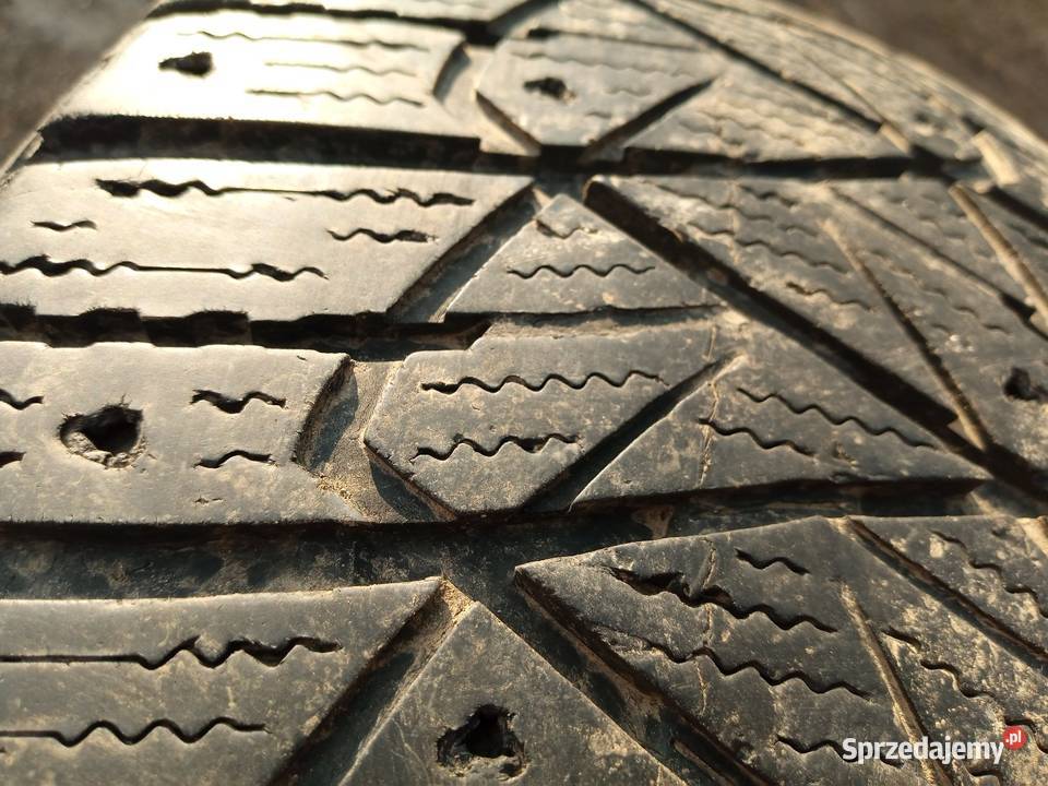 Opony 22555 17 Dunlop 17cale Wola Jachowa sprzedam