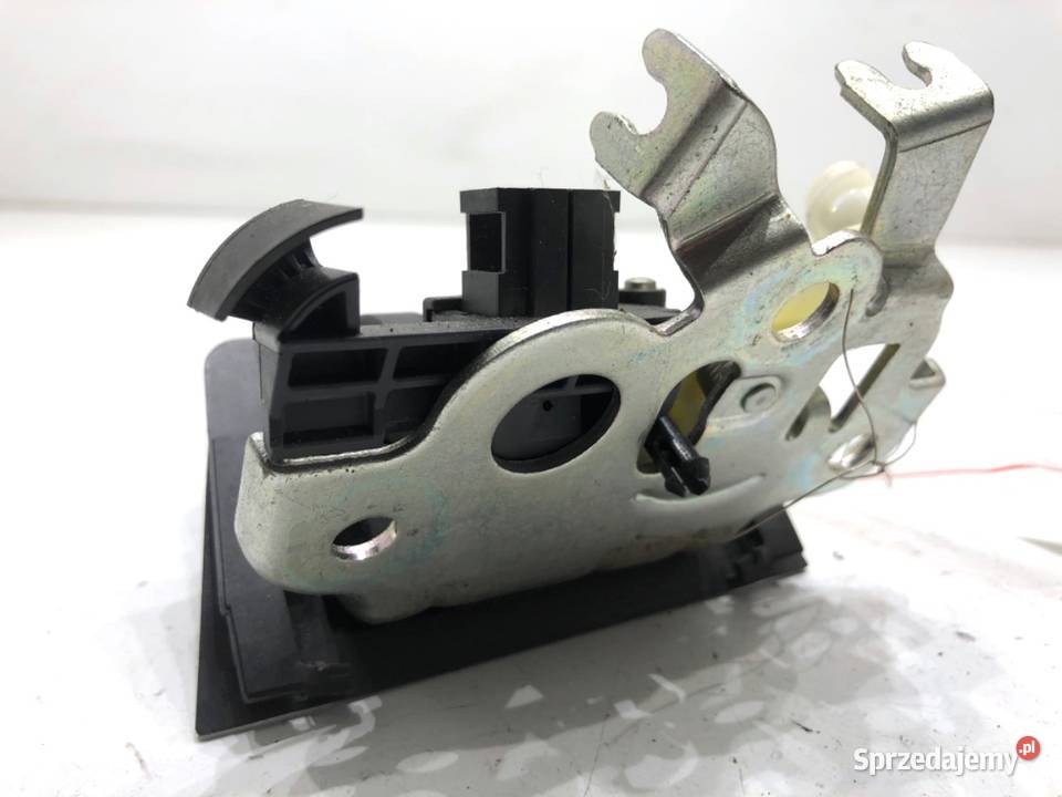 ZAMEK KLAPY TYŁ SEAT IBIZA IV Kombi 0817 sprzedam