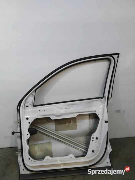 DRZWI PRAWE PRZÓD BIAŁE LEKKO USZKODZONE VW