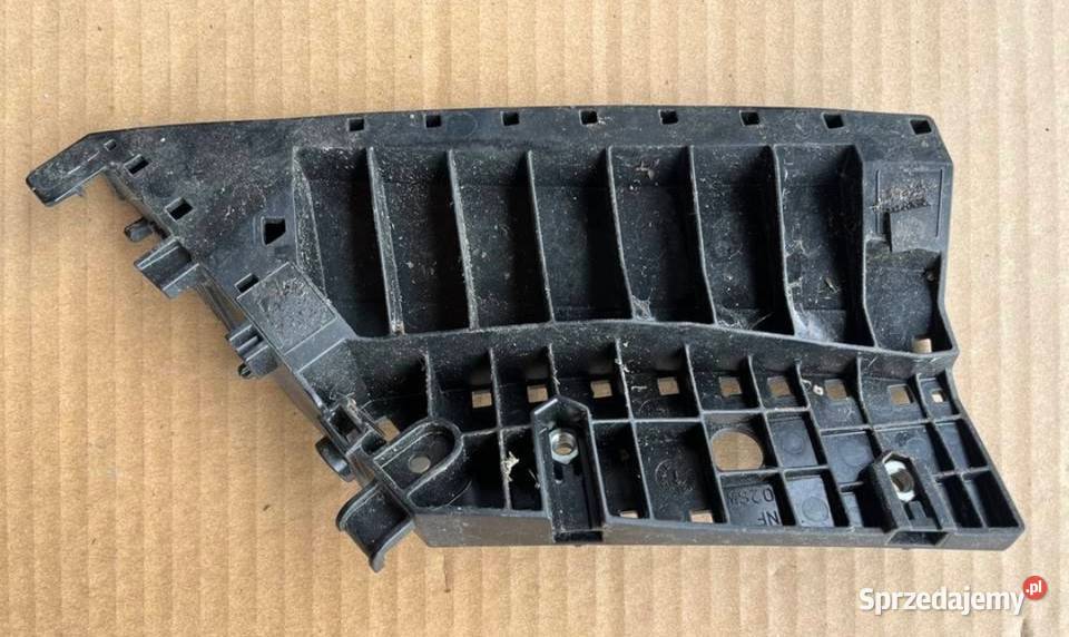 INFINITI Q60 ŚLIZG PRAWY ZDERZAKA PRZÓD wielkopolskie Międzychód