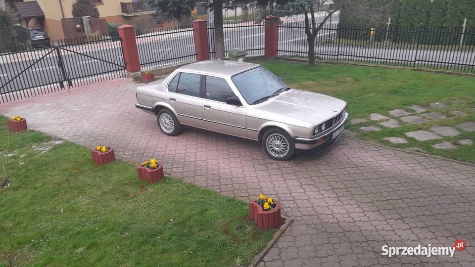 Piękna E30 320i zero rdzy oryginał Hiszpania małopolskie Bochnia