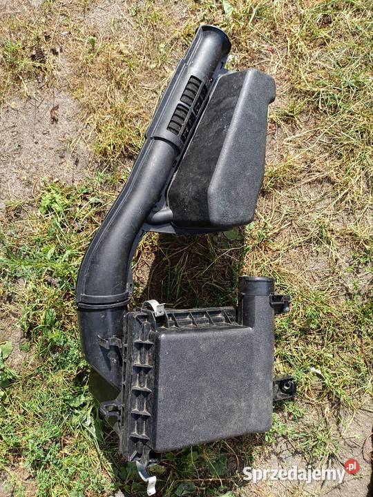 Obudowa 1974005310 filtr powietrza toyota hybrid Halinów