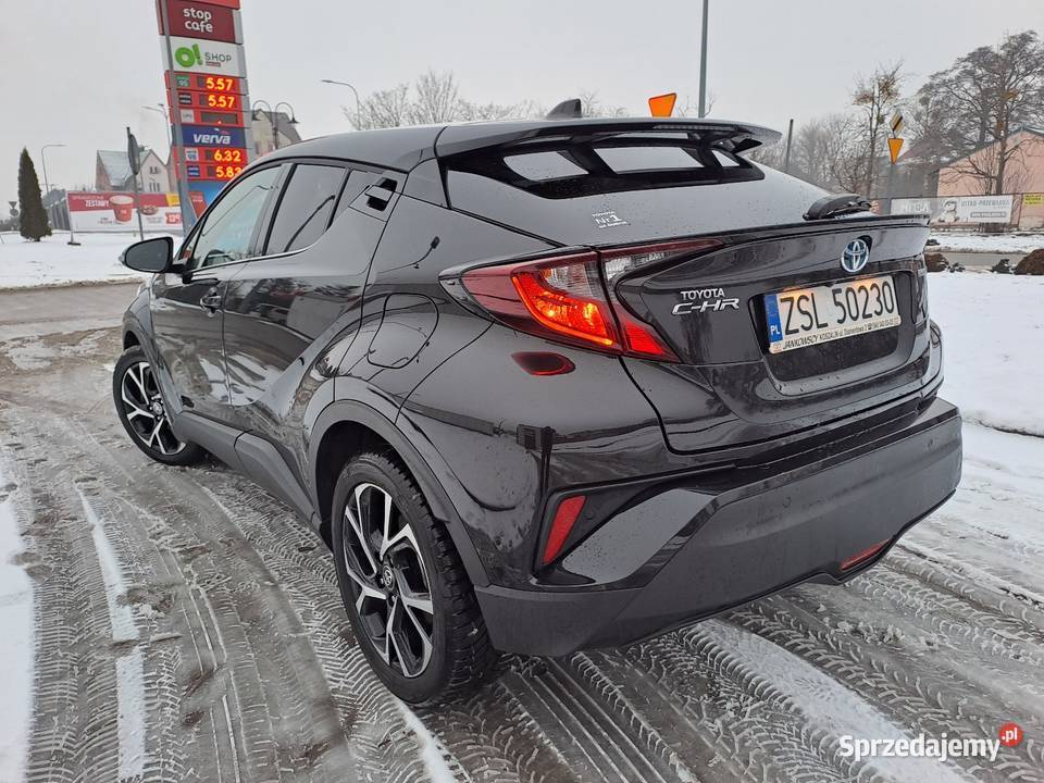 Toyota CHR 18 Hybrid 2021 Salon Darłowo
