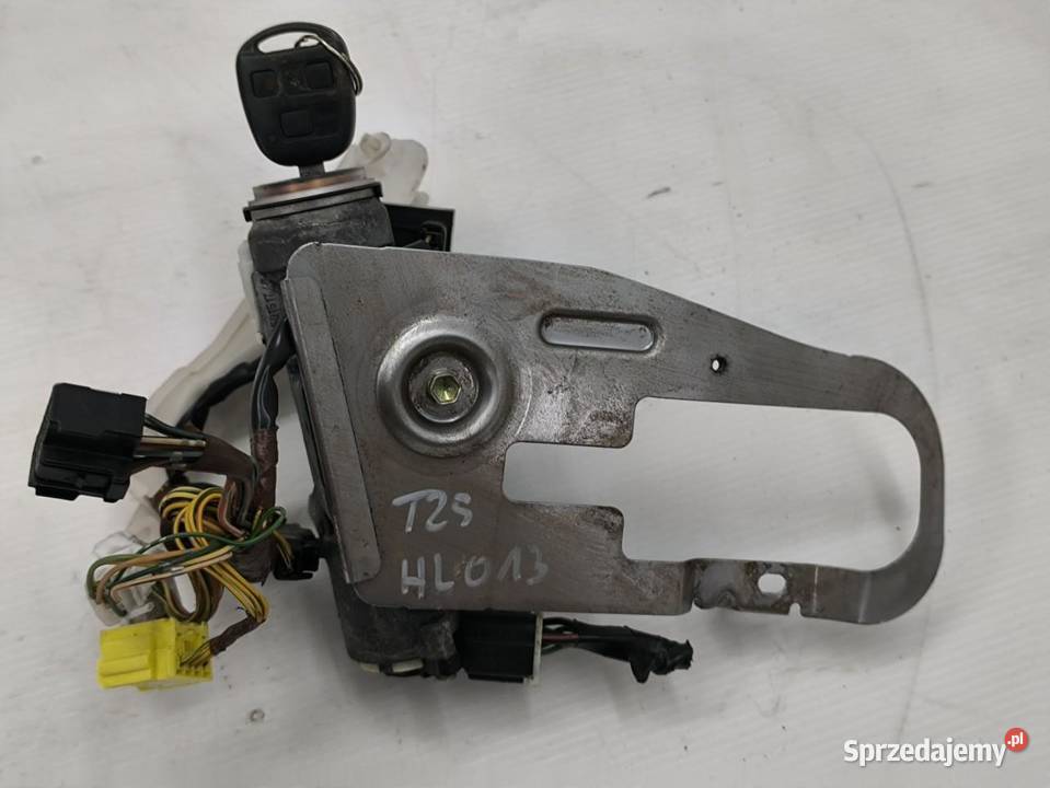 STACYJKA TOYOTA AVENSIS II T25 8978305010 osobowe sprzedam