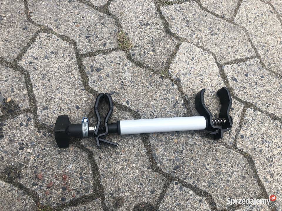 Bagażnik na 4 towery uchylny montowany na Hak Głogów Małopolski