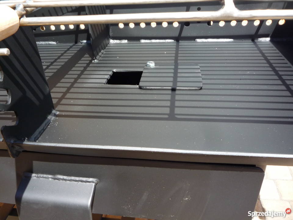 Gastronomiczny grill cateringowy TRÓJKOMOROWY Damasławek