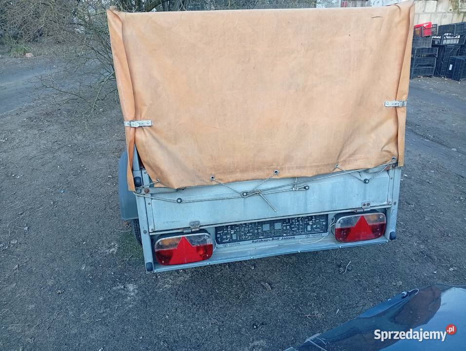 Przyczepka samochodowa 750 towarowe