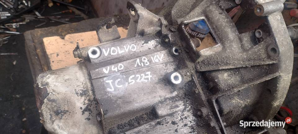 VOLVO V40 S40 18 16V skrzynia biegów JC5227 osobowe Kielce