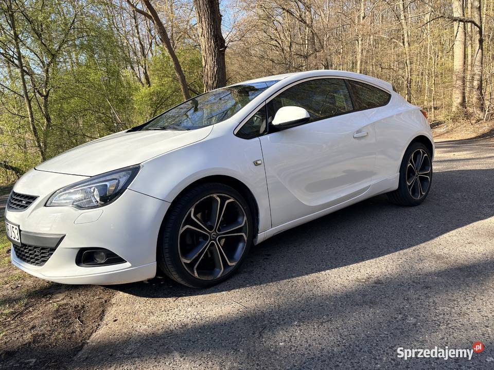 Astra J GTC 20 CDTI 165 2012 OPC Line