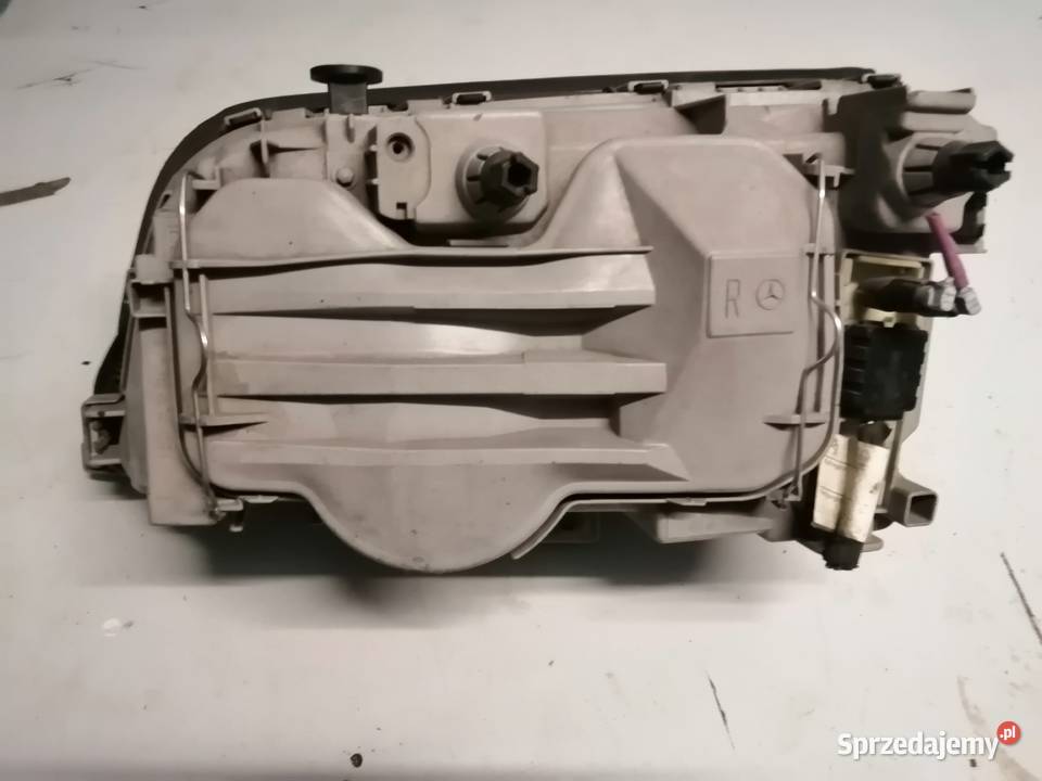 Lampa przednia Mercedes W 202 Lampy przednie