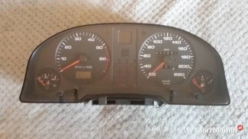 LICZNIK AUDI 80B4 19TDI Części samochodowe Elbląg