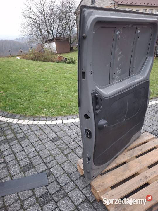 Drzwi przesuwne prawe Renault trafic III małopolskie