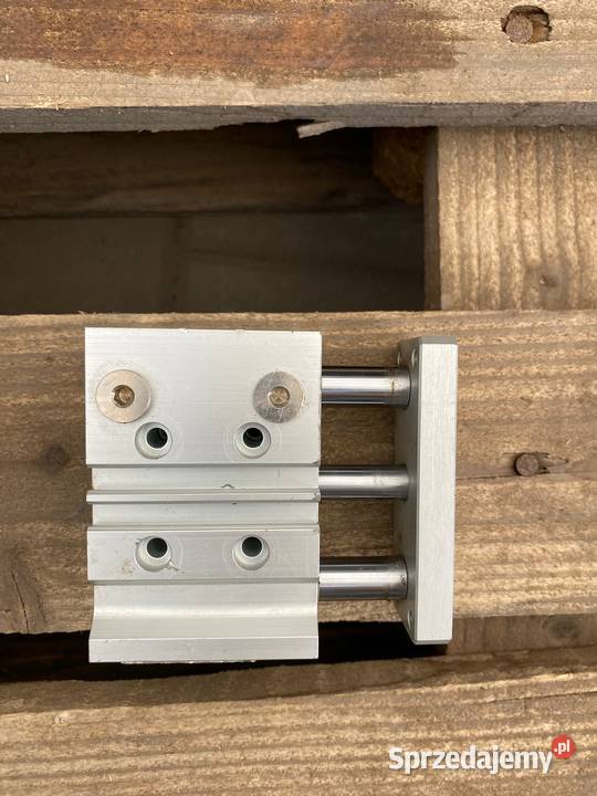 Siłownik pneumatyczny METAL WORK MULTIFIX 20 Pałczyn