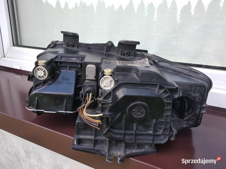 Audi A4 B6 lampa przednia prawa reflektor przód osobowe Lampy przednie sprzedam