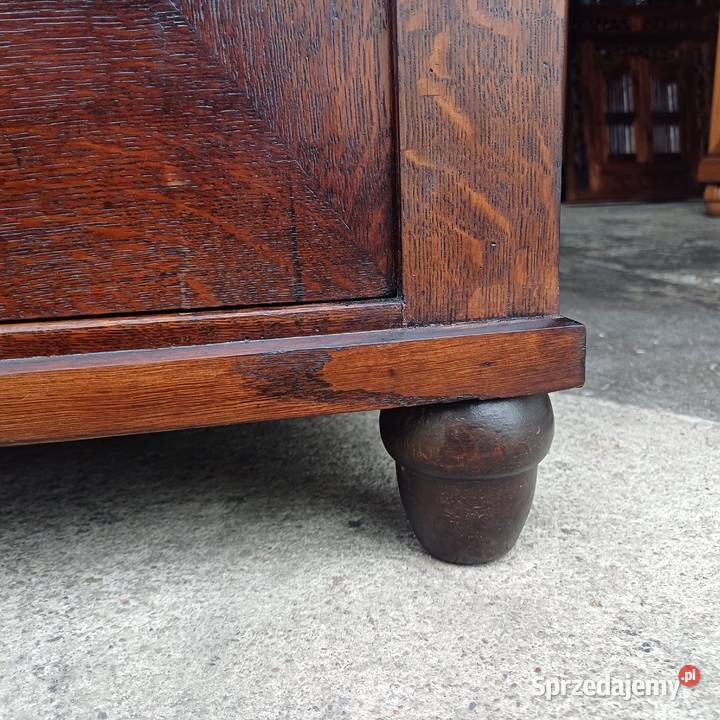 Stylowa Bieliźniarka Secesyjna z Witrażami Suchorzew