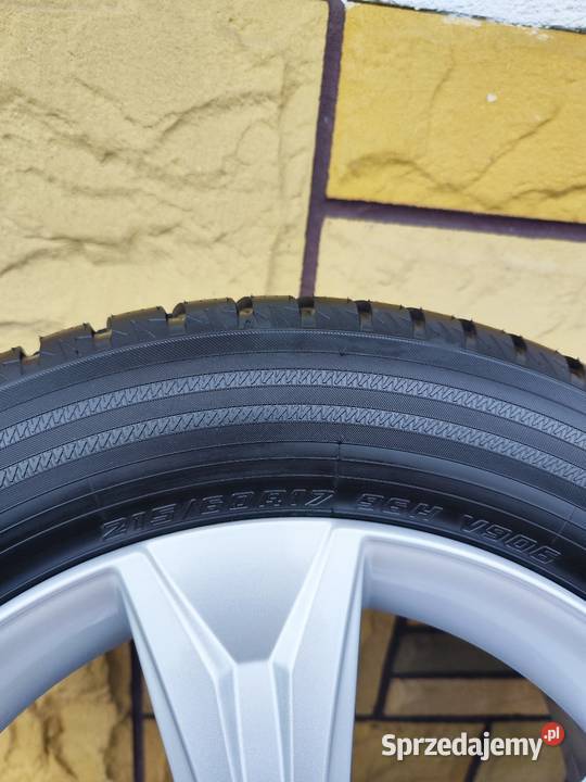 Komplet kół zimowych Toyota OE 21560R17 Yokohama Tarnów