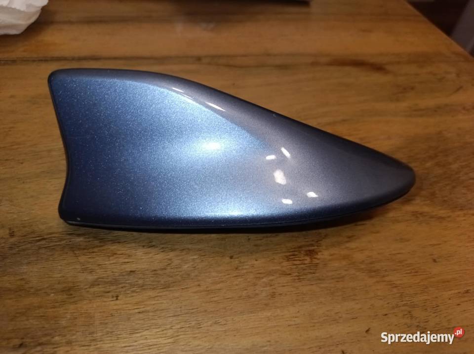 Toyota Corolla E21 sedan antena rekin 1K3 Warszawa