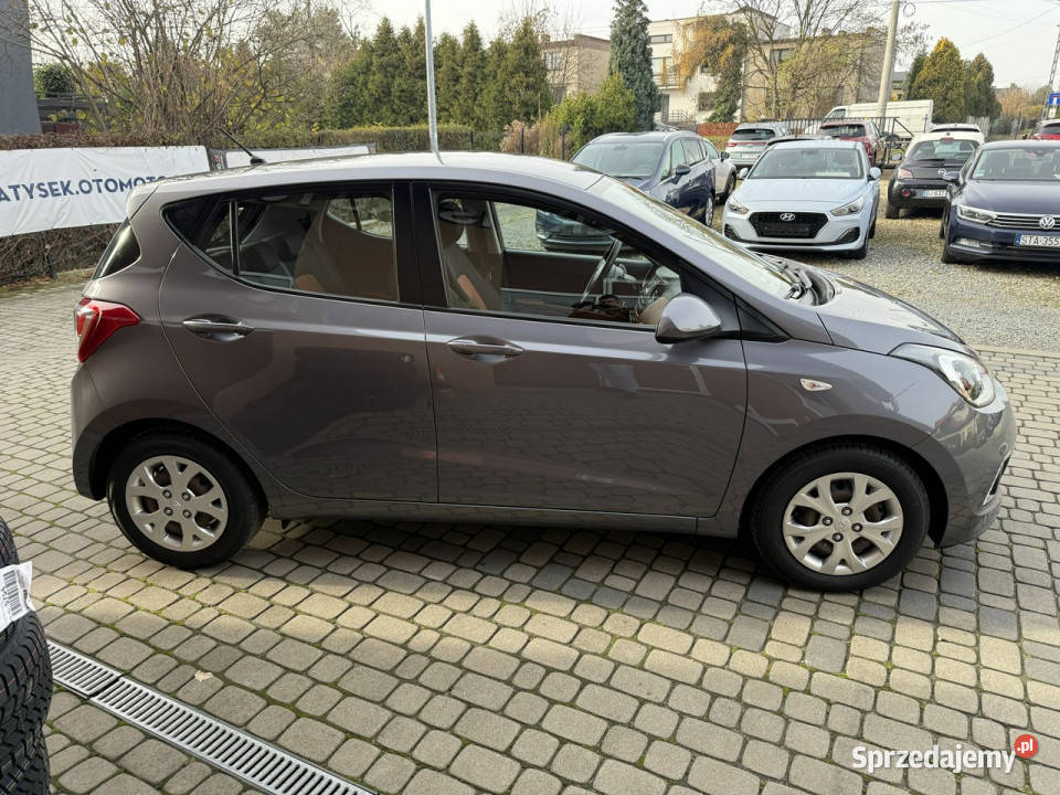 Hyundai i10 12 87 Klimatyzacja II 2013 Rok produkcji 2015 Orzech sprzedam