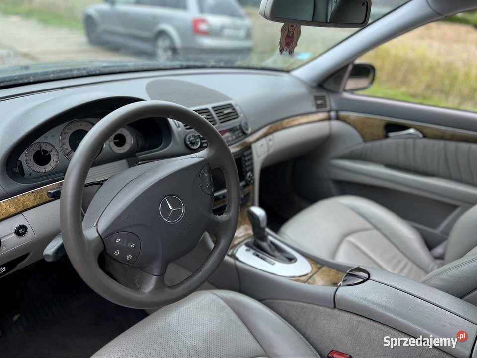 MercedesBenz W211 automat książka serwisowa nieuszkodzony Bielsko-Biała