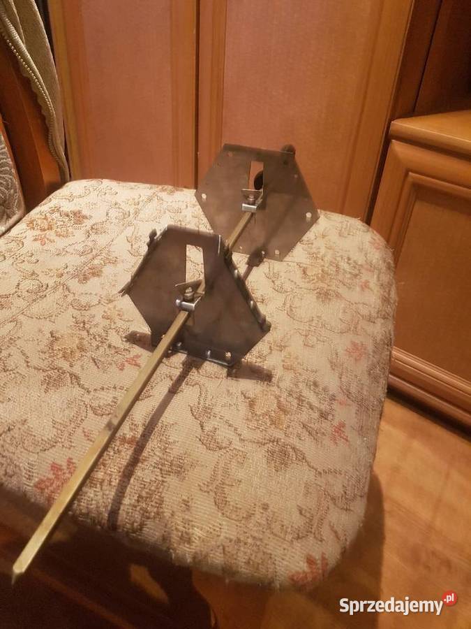 Uchwyty plus widełki do rożna predom