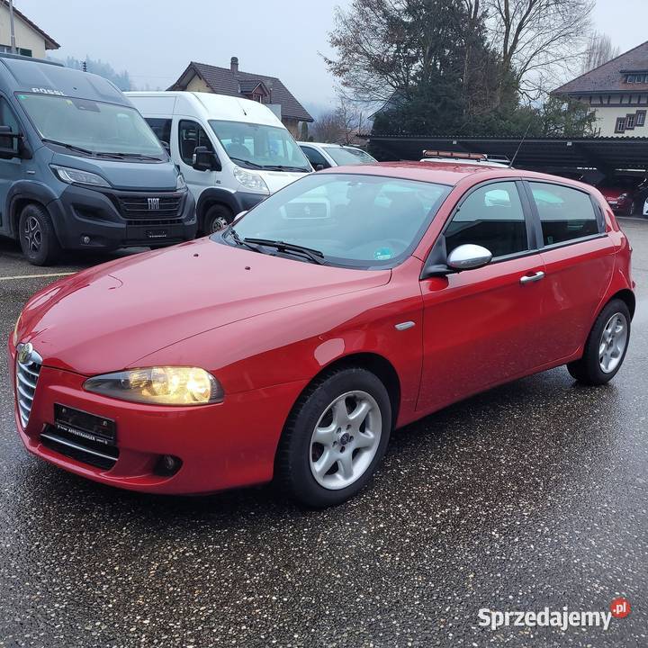 Maska Alfa Romeo 147 polift Rosso Alfa 289A Szczerbice sprzedam