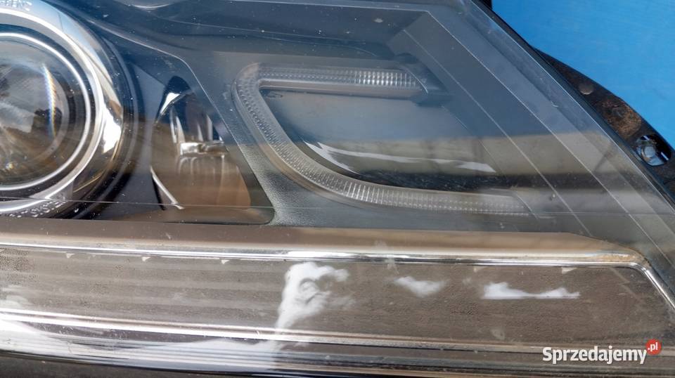 LAMPA PRAWY PRZÓD EU BI XENON ILS MERCEDES C osobowe Lampy przednie Nowy Tomyśl sprzedam