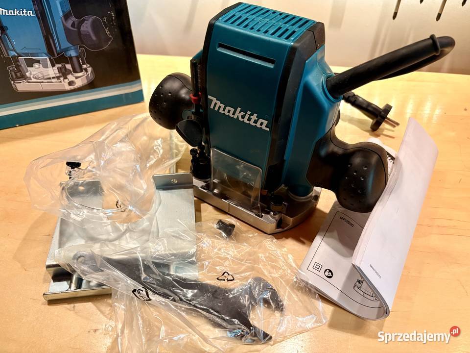 Frezarka Makita RP0900 zestaw mazowieckie