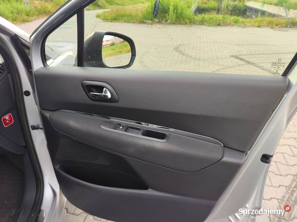 PEUGEOT 5008 I 7osobowy niski przebieg 5008 mazowieckie Warszawa