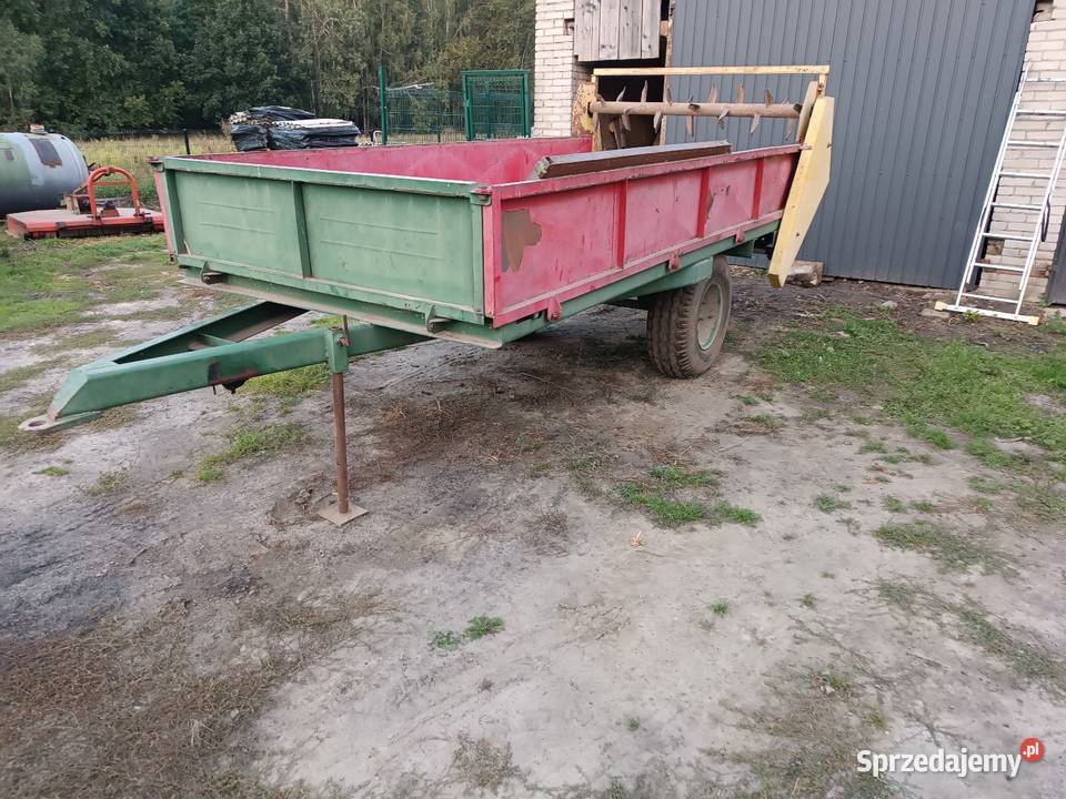 rozrzutnik 25 t przyczepa Komorów