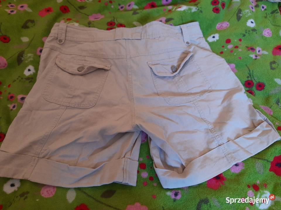 Spodneki krótkie