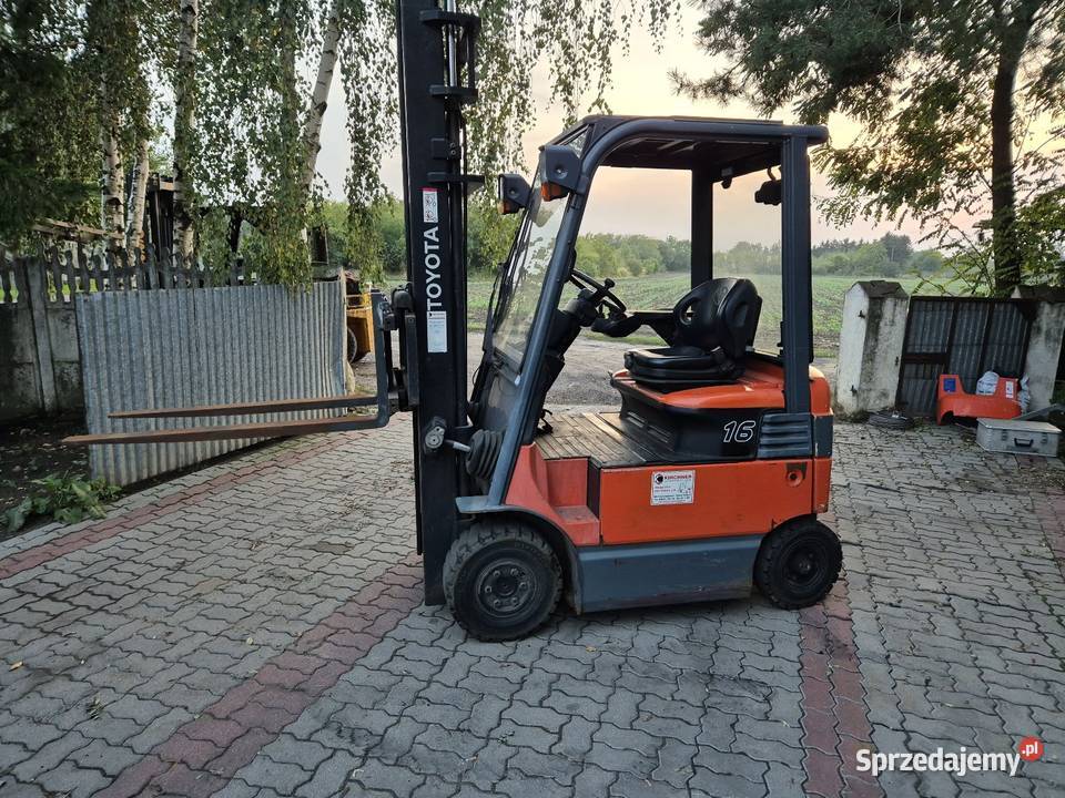 Wózek widłowy Toyota 7FBMF 16 2005r wózek elektryczny Lwówek