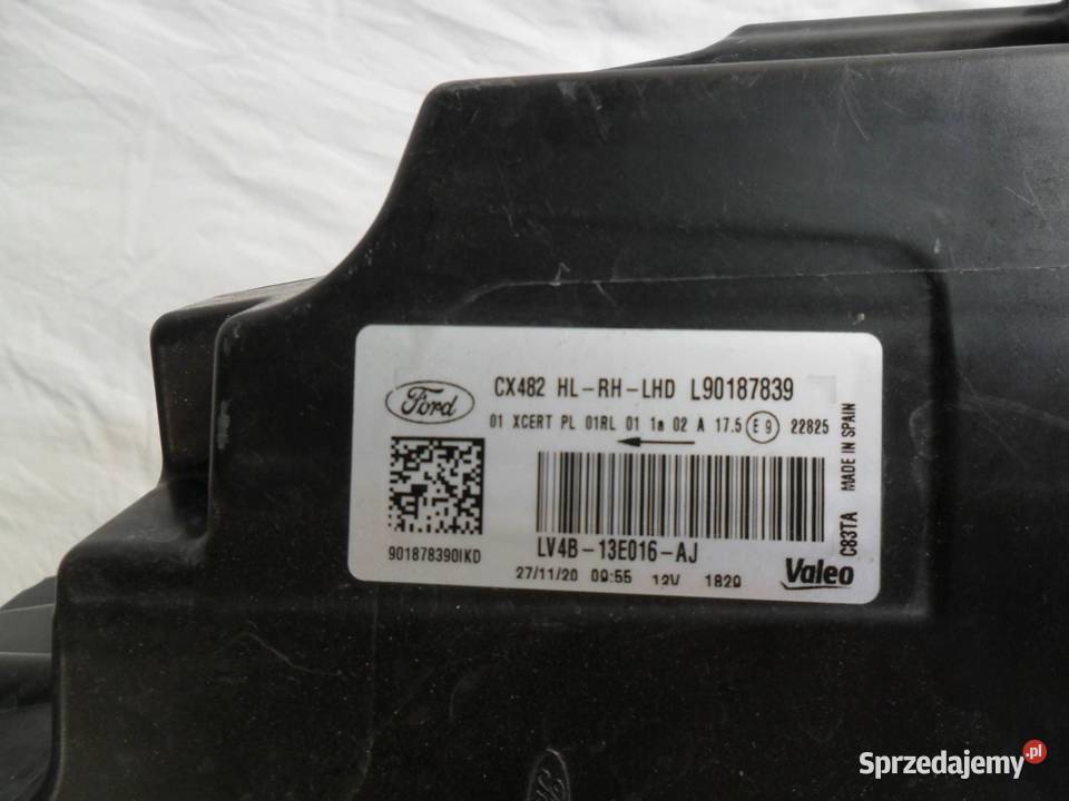 REFLEKTOR PRZÓD STRONA PRAWA FORD KUGA III Nowy Tomyśl