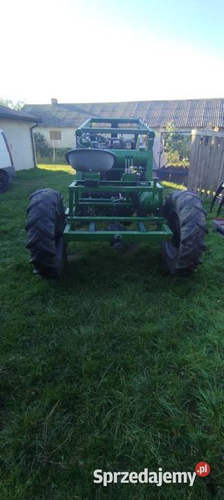 Sprzedam mini ładowarkę z łyżka i krokodylem Pozostałe Łopiennik