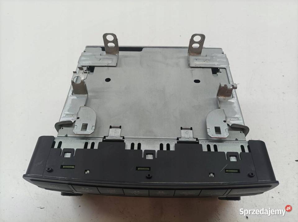 RADIO FABRYCZNE 8612002250 Toyota Corolla IX