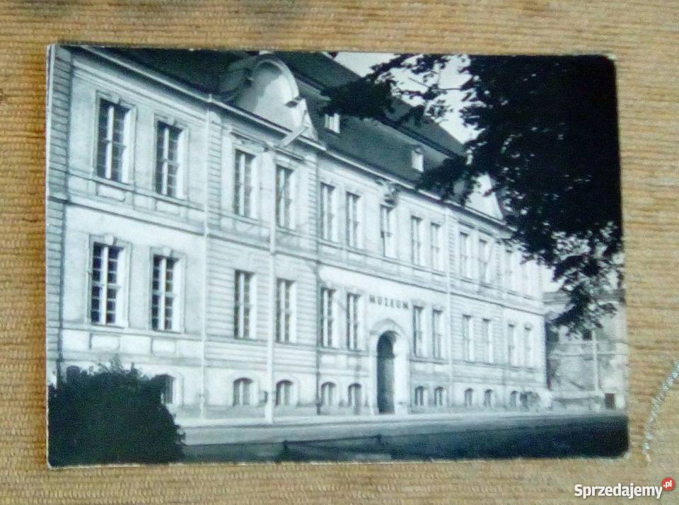 BUDYNEK MUZEUM POMORZA ZACHODNIEGO W SZCZECINIE Piszczac
