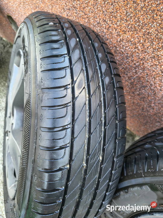Alufelgi z oponami letnimi aluminiowe sprzedam