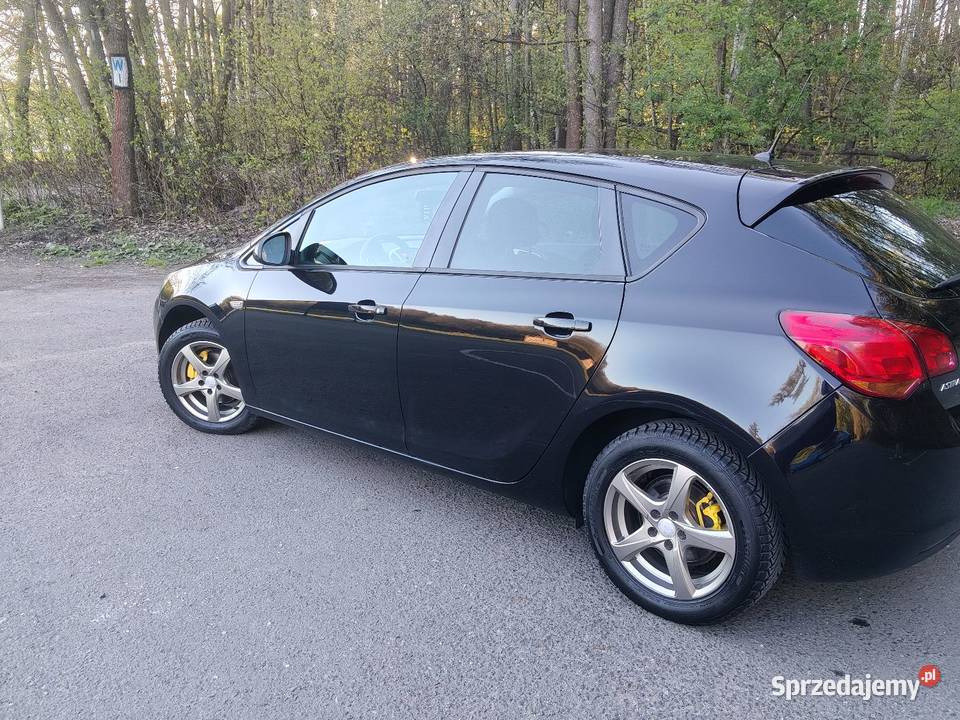 Astra J 2011 14 100 ASR (kontrola trakcji) Opel