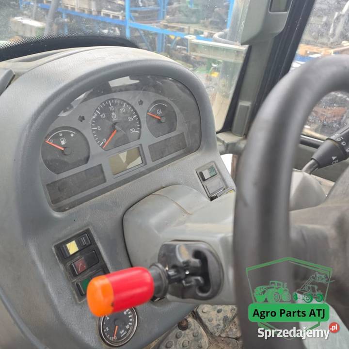 Valtra T 202 VERSU PartsCzęści podlaskie Ciechanowiec sprzedam