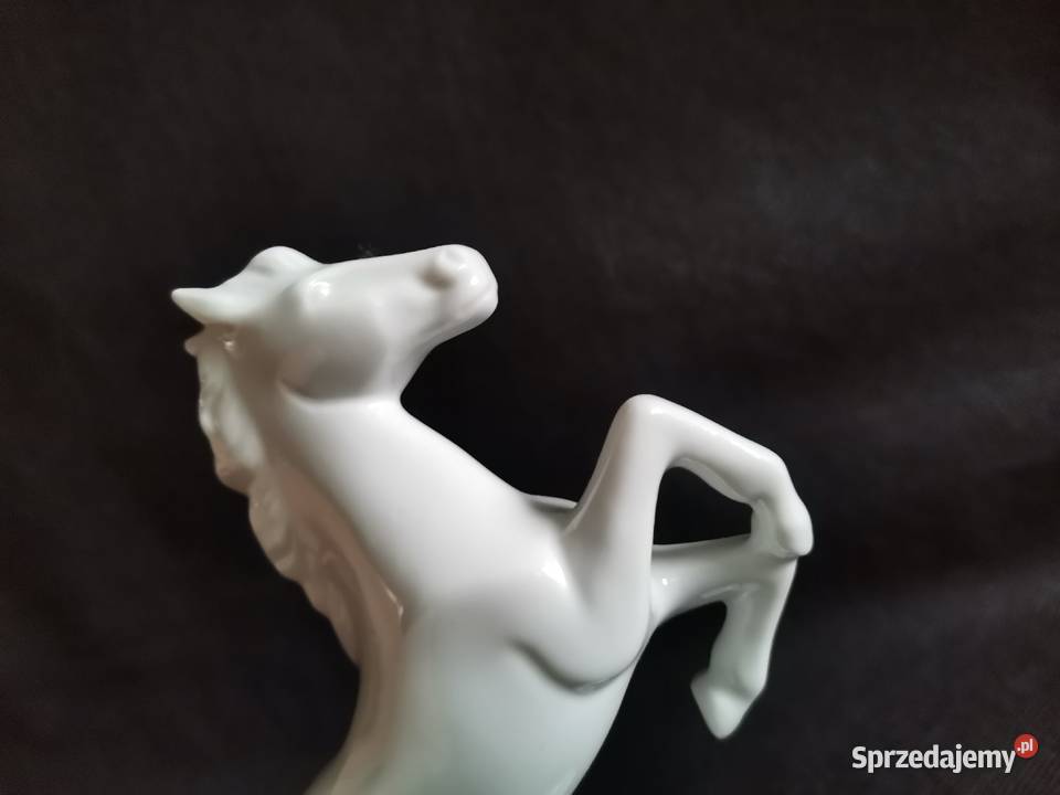Stara figurka porcelanowa Koń porcelana