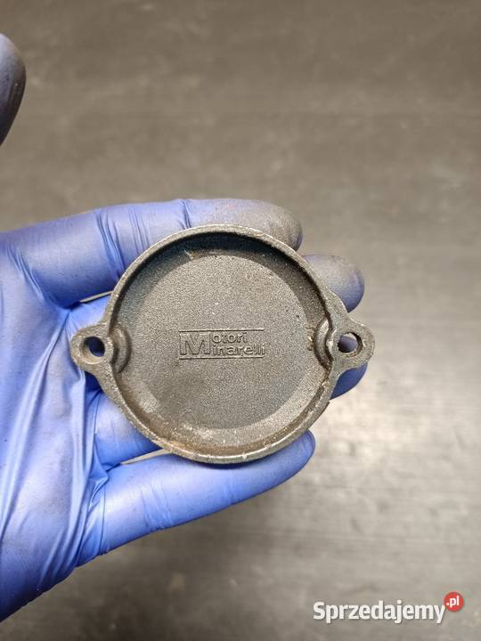 Dekielek zaworu zaślepka pokrywka gniazda części Gołaczewy sprzedam